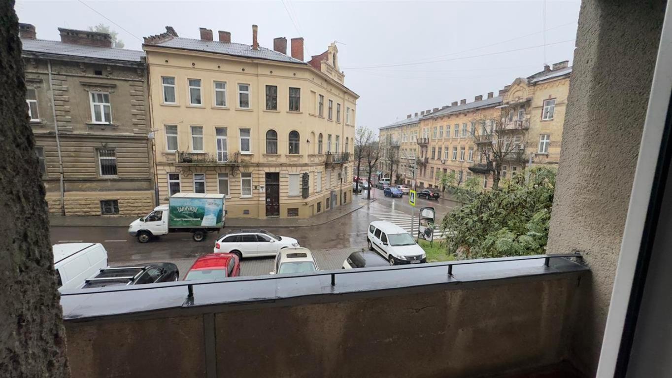 Lion Hill Hotel Lviv Exterior photo